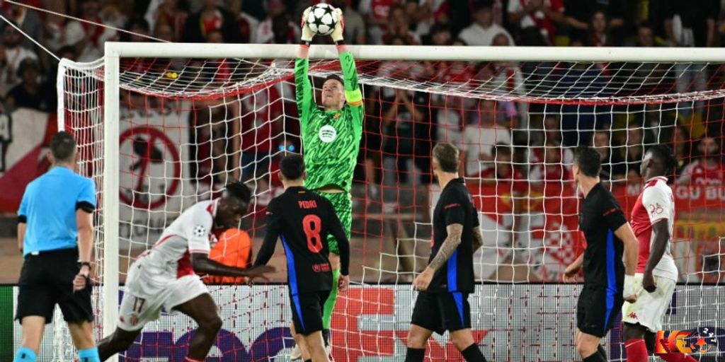 Thẻ đỏ của Garcia đến từ lỗi đáng tiếc của Marc-Andre ter Stegen | Keolive247