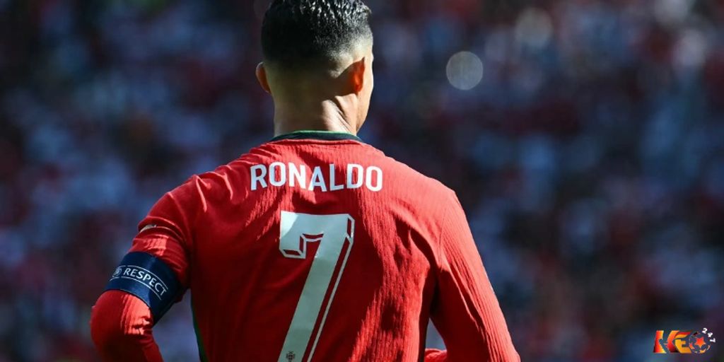 Ronaldo vẫn đang cống hiến sức lực cho đội tuyển quốc gia  | Keolive247