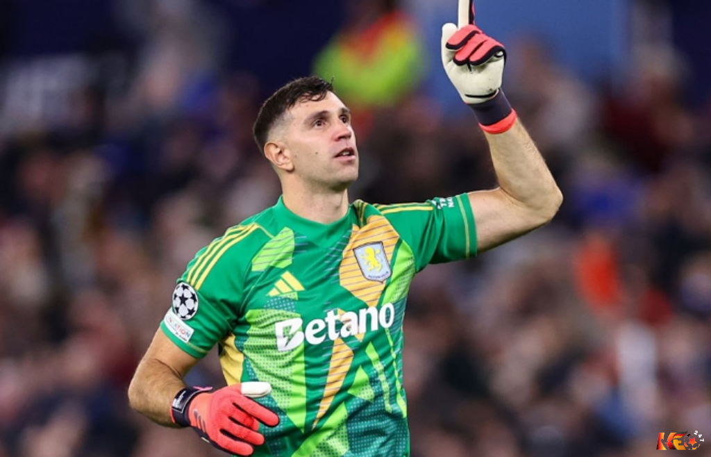 Emiliano Martinez chưa để thủng lưới tại Champions League. | Keolive247