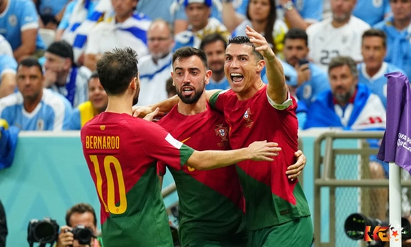 Fernandes và Bernardo tiết lộ phẩm chất muốn học từ Ronaldo